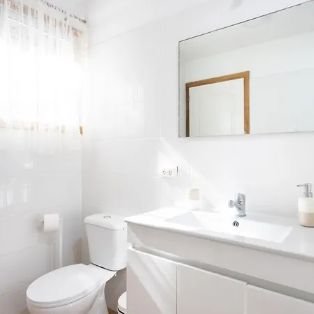 アパート Home2book Maison De La Nature, Piscine Privee ロス・レアレホス